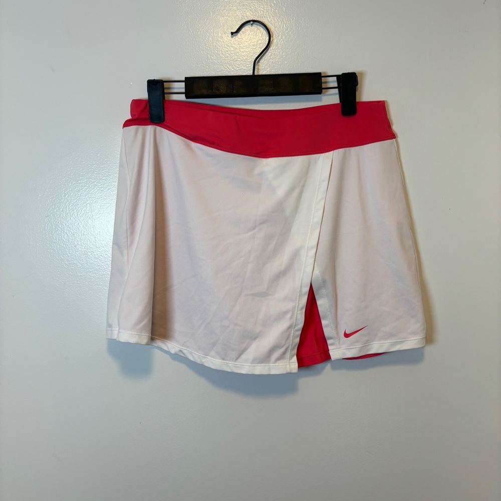 Nike pink and white dri-fit skort size XL